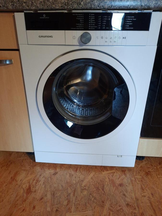 Preisbewusste Ferienwohnung Fuer 2 Personen U. Kleinkind Utarp Екстер'єр фото