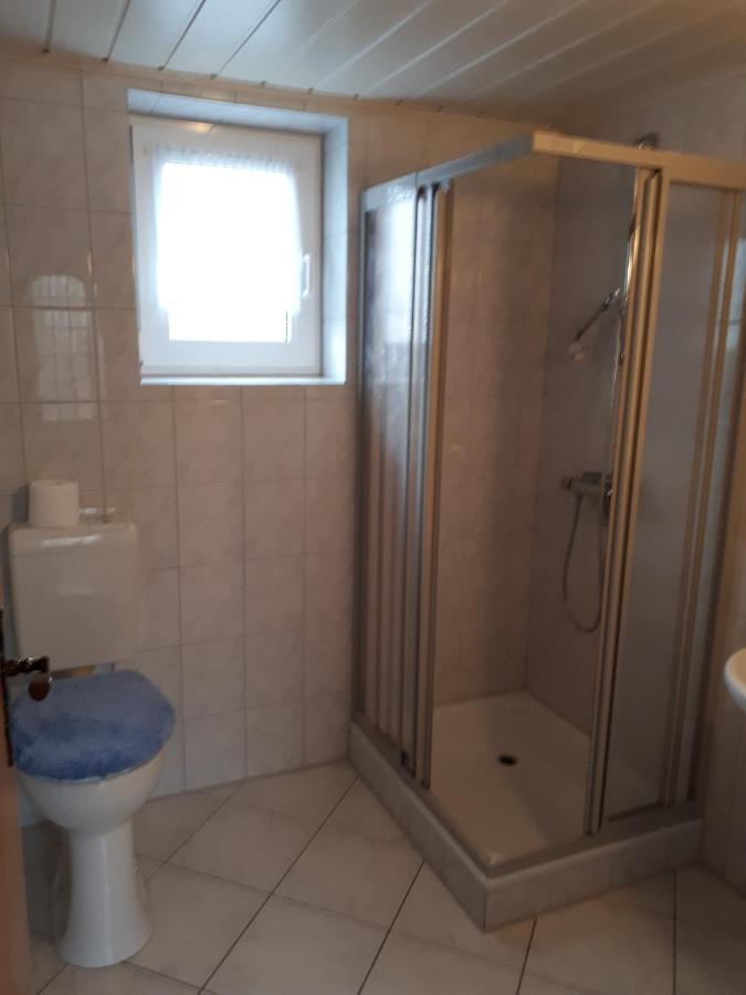 Preisbewusste Ferienwohnung Fuer 2 Personen U. Kleinkind Utarp Екстер'єр фото