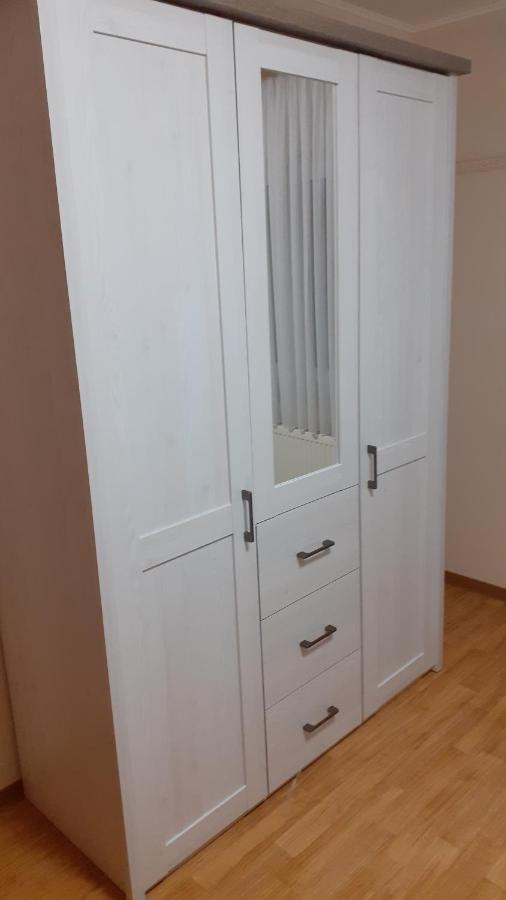 Preisbewusste Ferienwohnung Fuer 2 Personen U. Kleinkind Utarp Екстер'єр фото